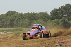 2015-me-st-georges-de-montaigu-tomas-nemec-10