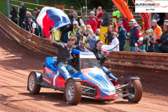 2017-me-nova-paka-jen-pilat